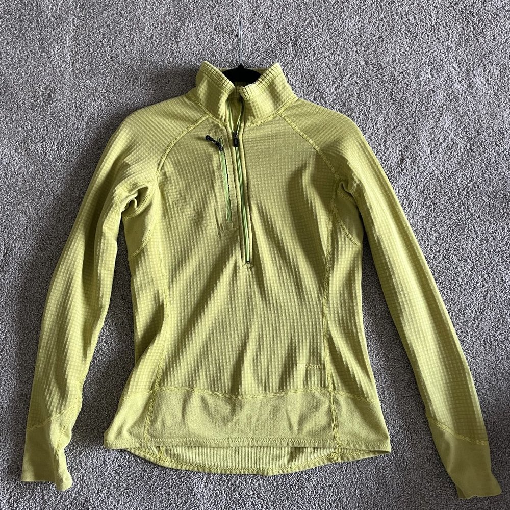 Patagonia Vintage R1 Pullover Base Layer